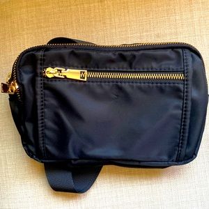 Black Fanny pack